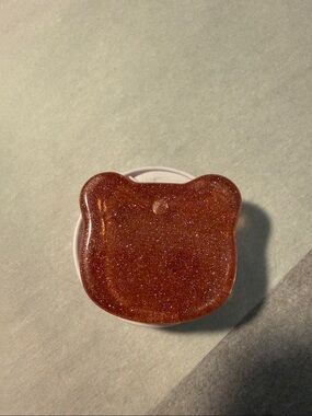 Bear-Shaped Shimmer “Pop Socket-like” Phone Grip